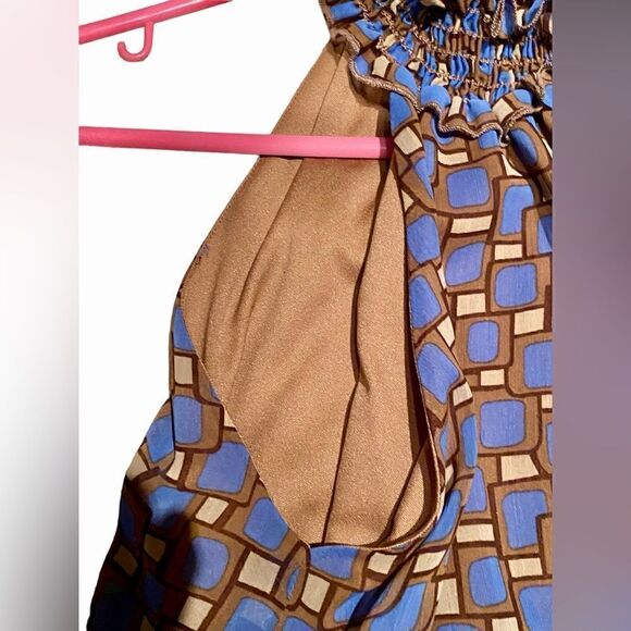 EUC THX Sleeveless Top wi/ Geometric Pattern - Picture 5 of 7